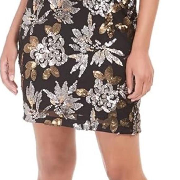 Calvin Klein sequined short sleeve dress. - Picture 2 of 9